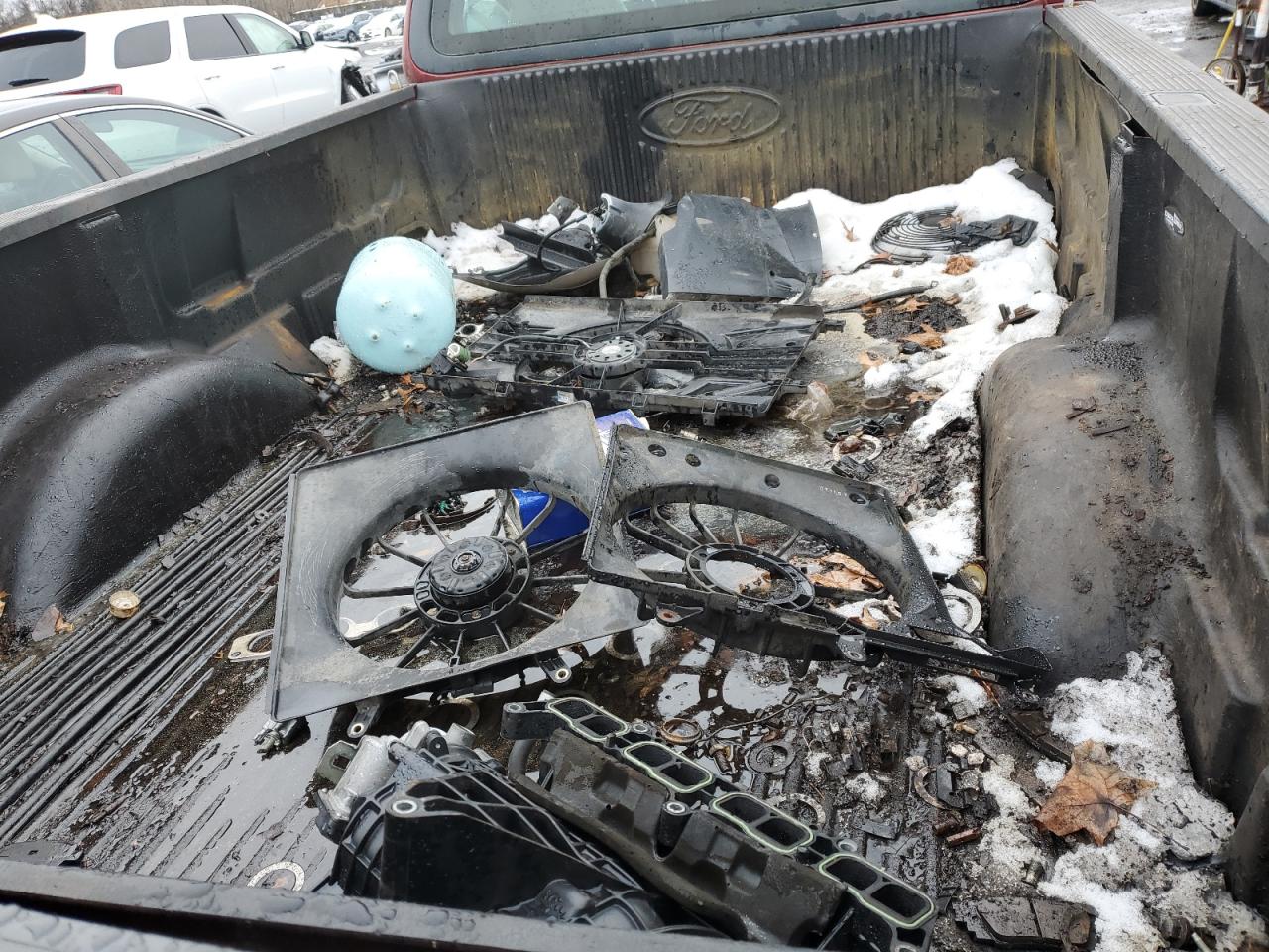 2000 Ford F-150 VIN 1FTZF1828YNA98842 Copart auction photo, undercarriage damage thumbnail 10