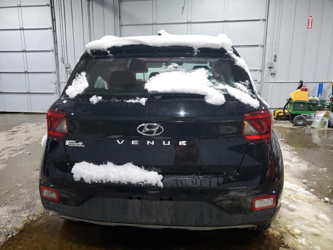 2022 Hyundai Venue VIN KMHRC8A31NU138499 Copart auction photo, front end / minor dent/scratches damage thumbnail 6