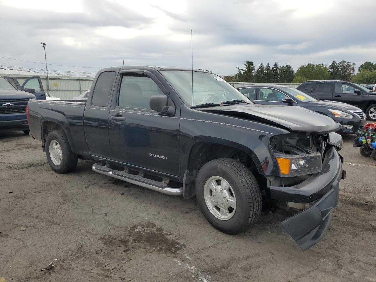 2005 Chevrolet Colorado VIN 1GCCS198058204604 Copart auction photo, front end / side damage thumbnail 4
