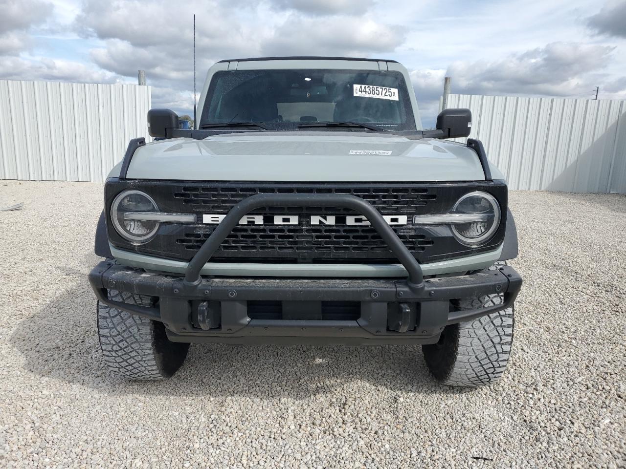 2022 Ford Bronco VIN 1FMEE5DP9NLB08355 Copart auction photo, minor dent/scratches damage thumbnail 5