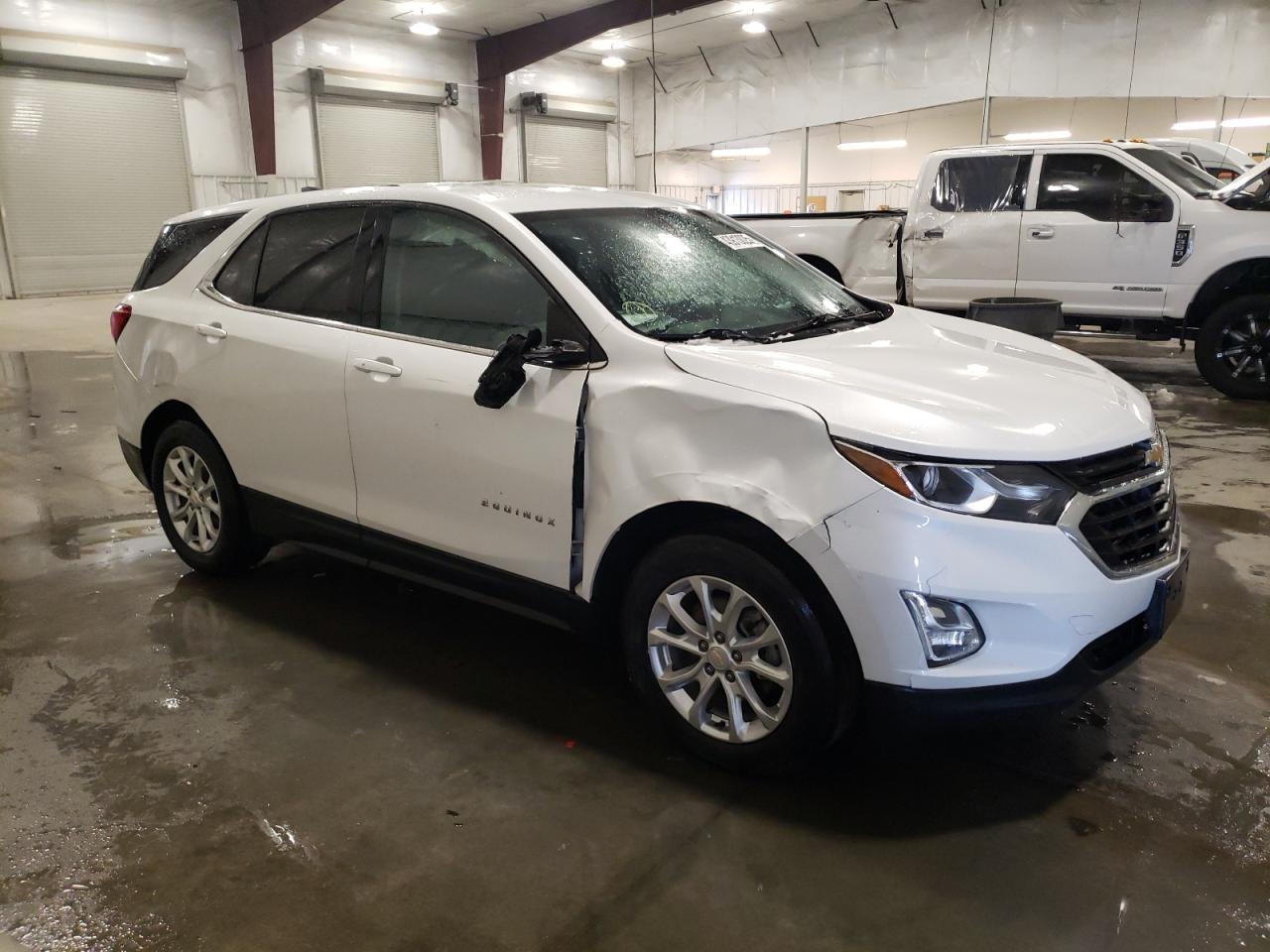 2018 Chevrolet Equinox VIN 2GNAXJEV0J6348441 Copart auction photo, side / front end damage thumbnail 4