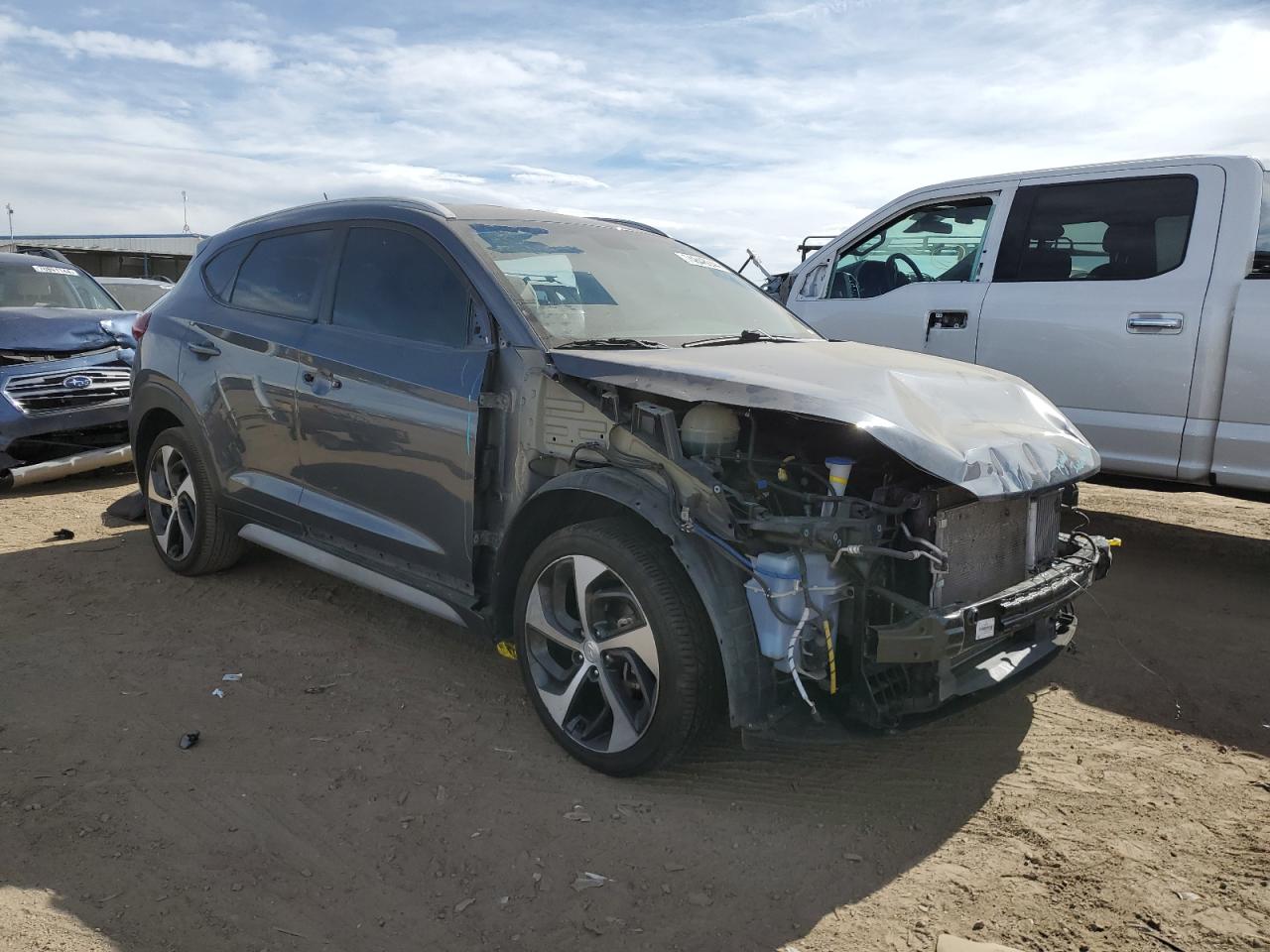 2017 Hyundai Tucson VIN KM8J33A20HU491019 Copart auction photo, front end damage thumbnail 4