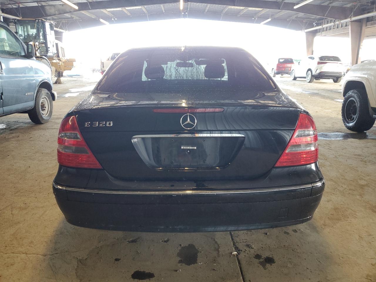 2005 Mercedes-Benz E-klasse VIN WDBUF65JX5A606863 Copart auction photo, front end damage thumbnail 6