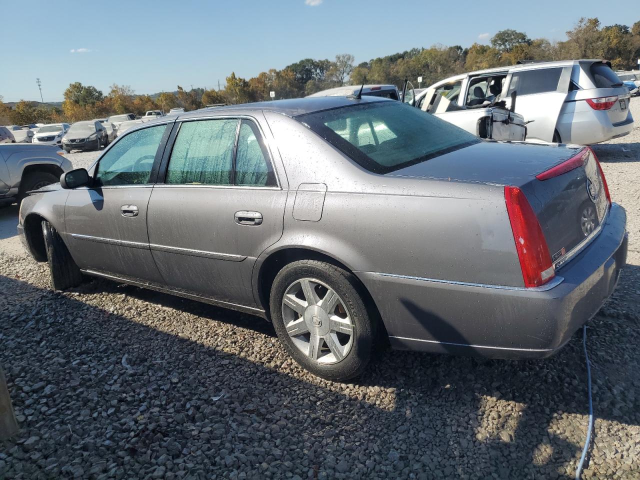 2007 Cadillac DTS VIN 1G6KD57Y47U136837 Copart auction photo, front end damage thumbnail 2