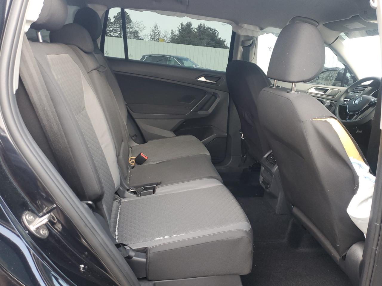 2020 Volkswagen Tiguan VIN 3VV0B7AX0LM094513 Copart auction photo, undercarriage / minor dent/scratches damage thumbnail 11