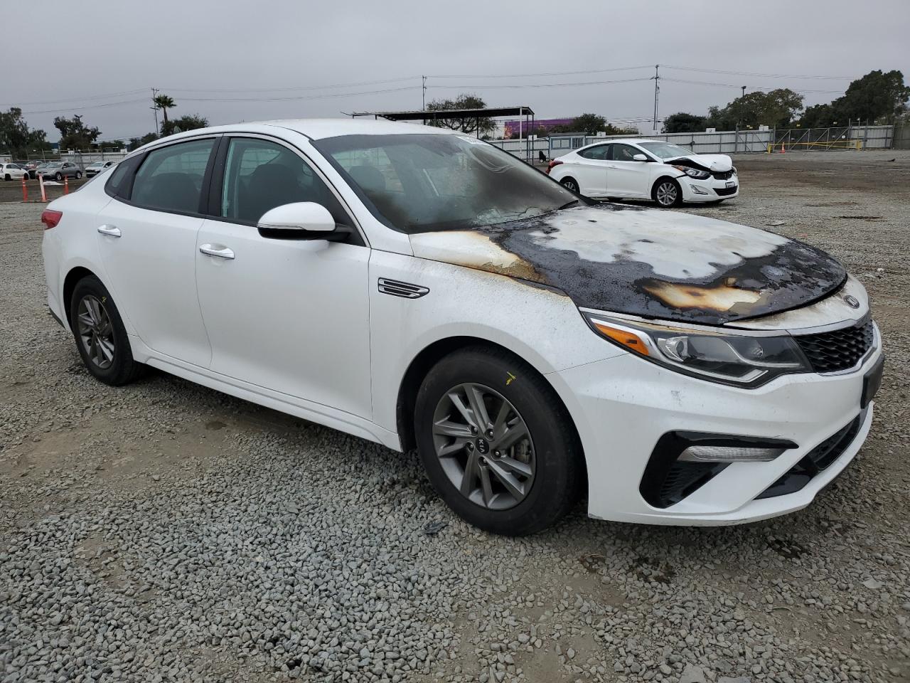2019 KIA Optima VIN 5XXGT4L33KG320949 Copart auction photo, burn - engine damage thumbnail 4