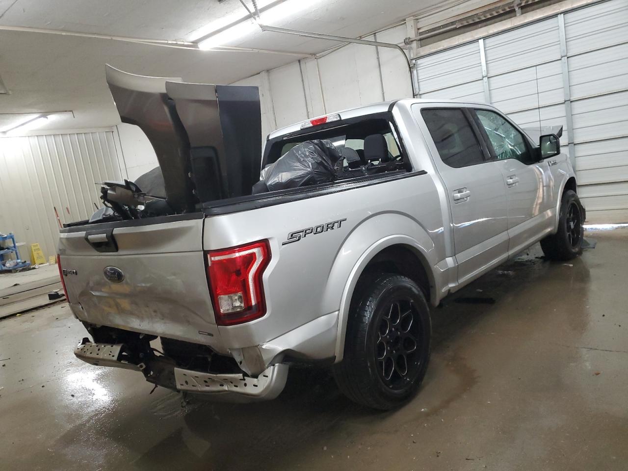 2015 Ford F-150 VIN 1FTEW1CF6FFB54681 Copart auction photo, front end / rear end damage thumbnail 3