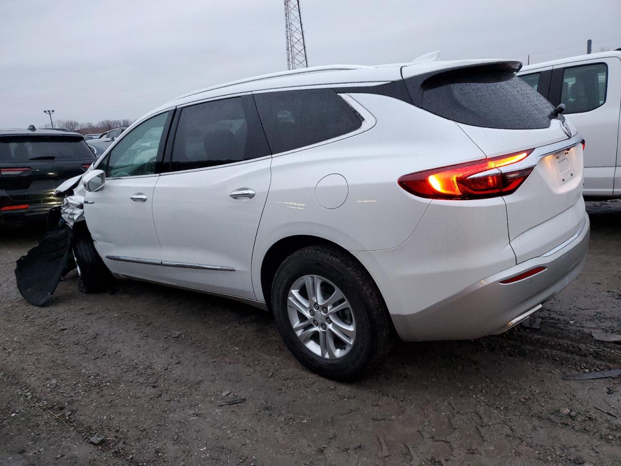 2019 Buick Enclave VIN 5GAEVBKW7KJ193640 Copart auction photo, undercarriage / front end damage thumbnail 2