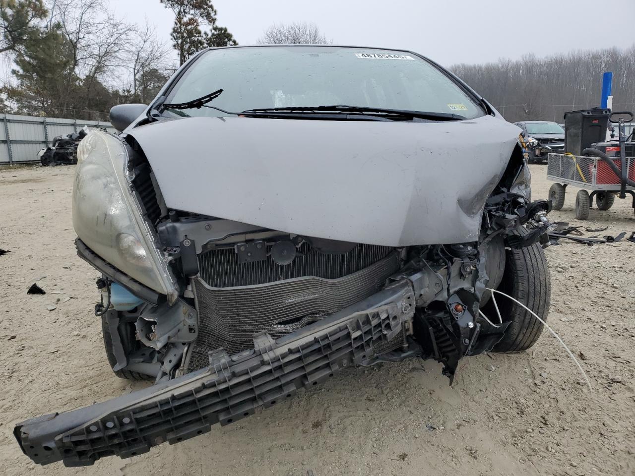 2013 Honda Fit VIN JHMGE8G34DC024304 Copart auction photo, front end / side damage thumbnail 5