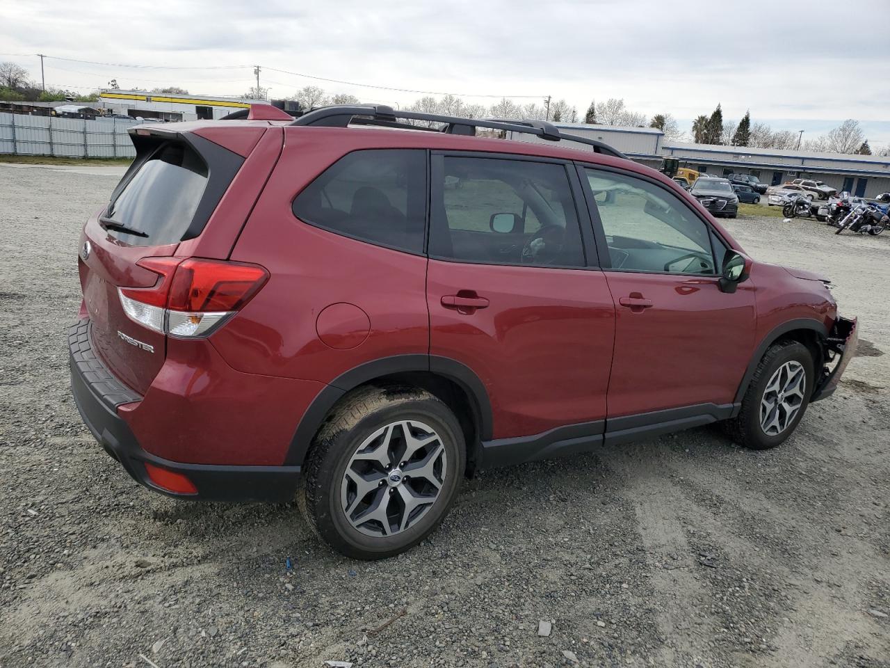 2020 Subaru Forester VIN JF2SKAJC0LH538593 Copart auction photo, front end damage thumbnail 3