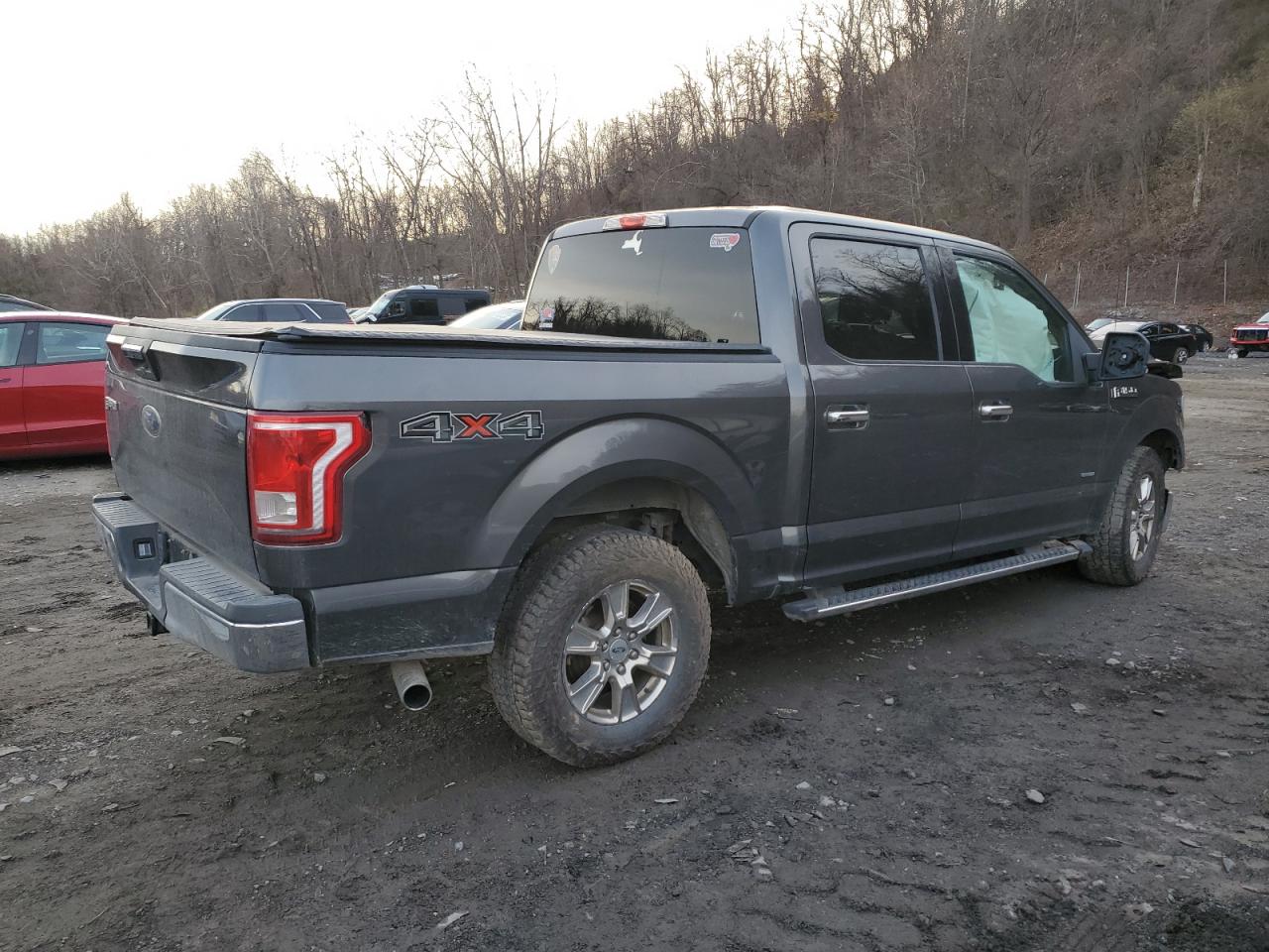 2015 Ford F-150 VIN 1FTEW1EP5FFC25262 Copart auction photo, front end / minor dent/scratches damage thumbnail 3