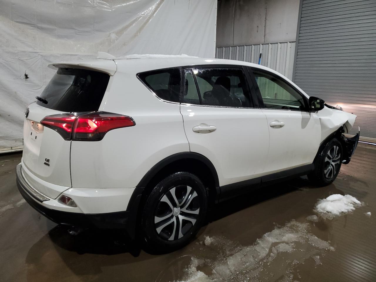 2018 Toyota RAV 4 VIN JTMBFREV8JJ724336 Copart auction photo, front end damage thumbnail 3