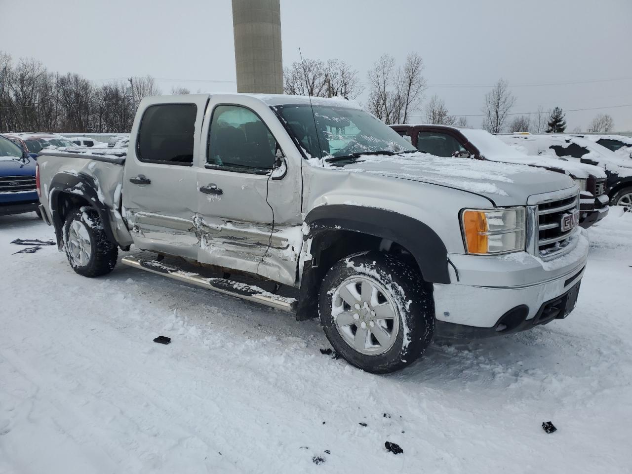2012 GMC Sierra VIN 3GTP2VE71CG146919 Copart auction photo, side / front end damage thumbnail 4