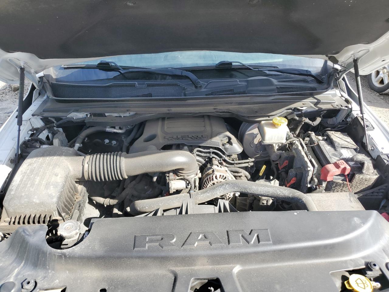 2019 RAM 1500 VIN 1C6SRFJT3KN698322 Copart auction photo, undercarriage / minor dent/scratches damage thumbnail 11