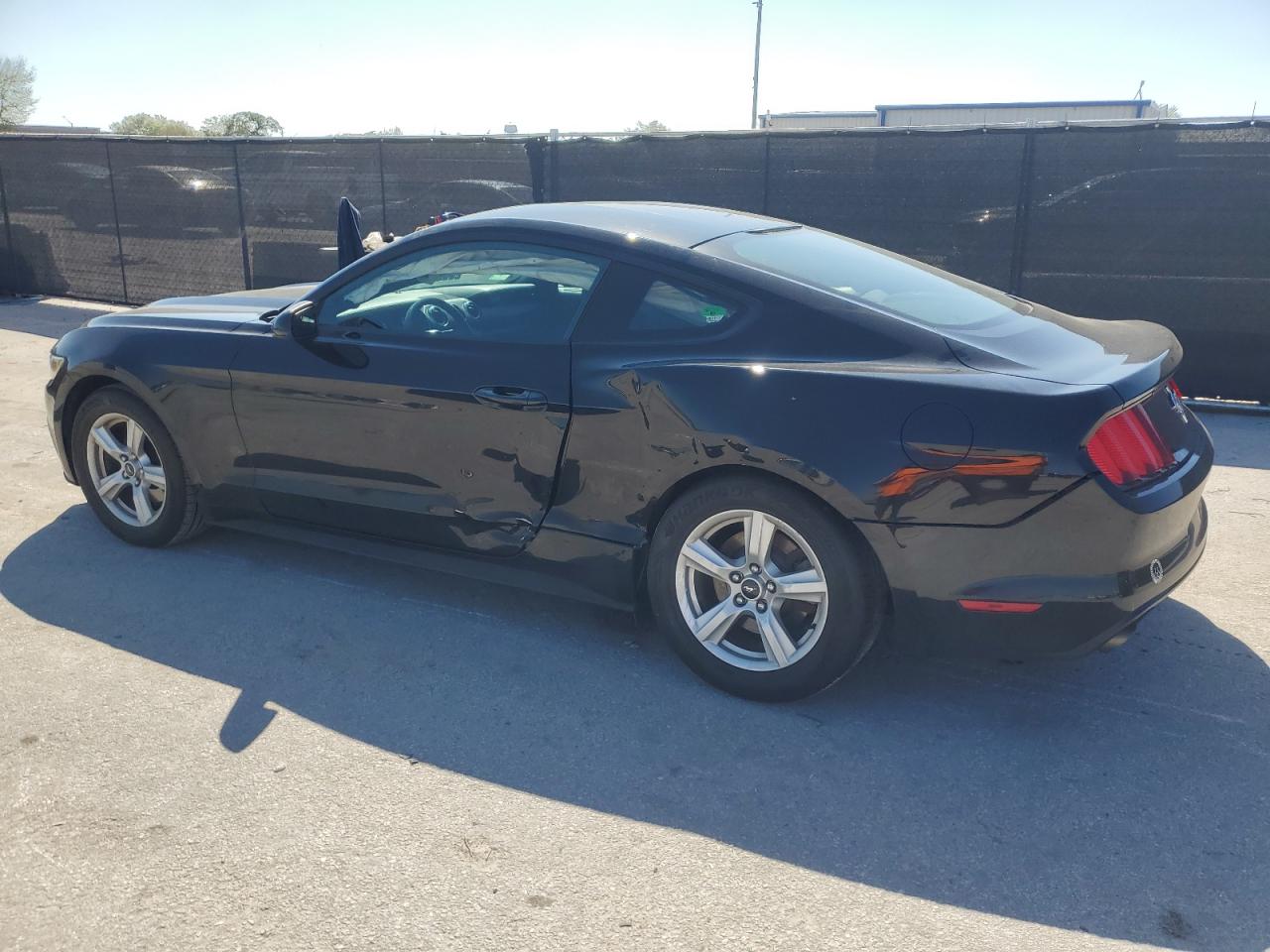 2015 Ford Mustang VIN 1FA6P8AM9F5428804 Copart auction photo, side / minor dent/scratches damage thumbnail 2