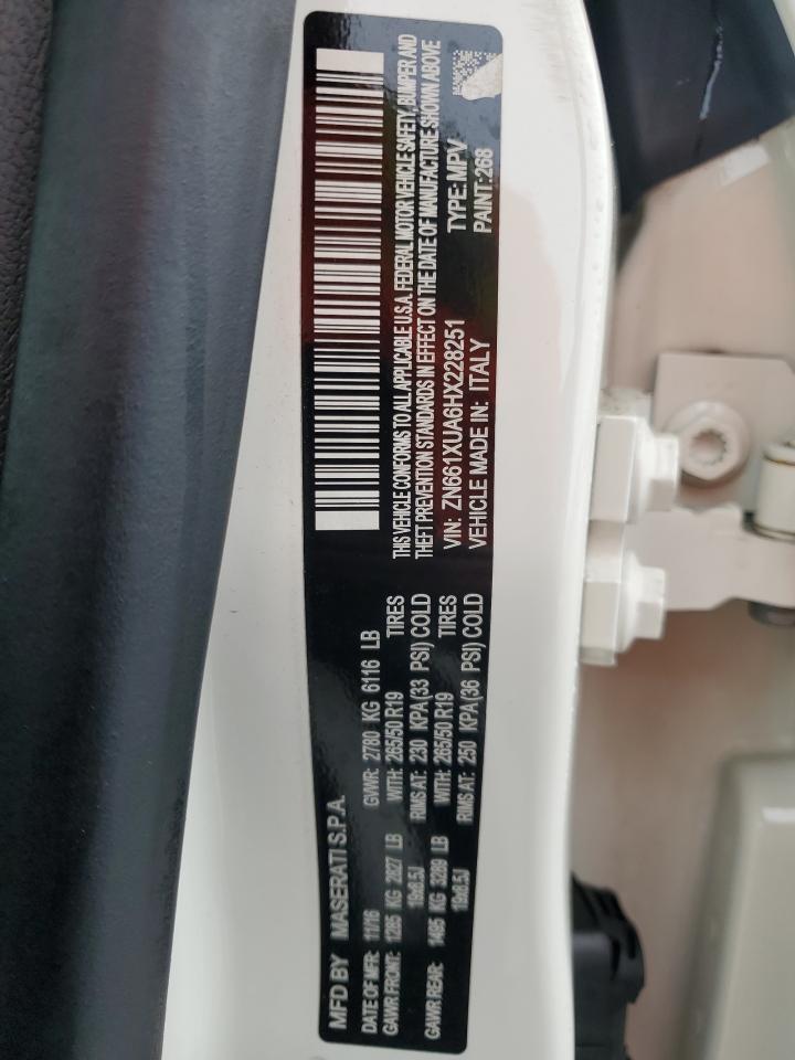 2017 Maserati Levante VIN ZN661XUA6HX228251 Copart auction photo, front end / minor dent/scratches damage thumbnail 13