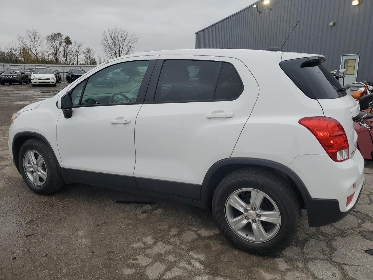 2020 Chevrolet Trax VIN KL7CJKSB4LB093552 Copart auction photo, front end damage thumbnail 2