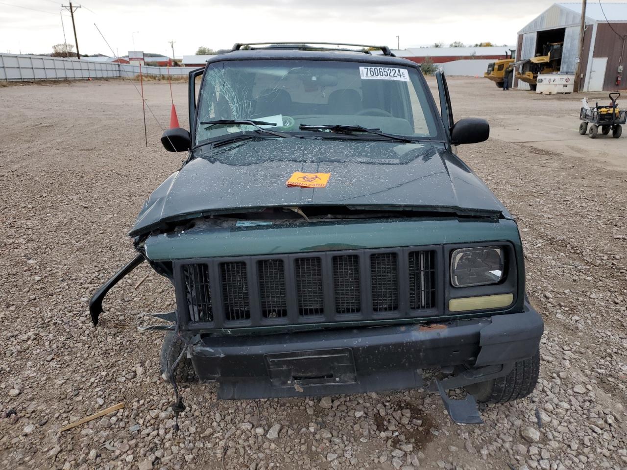 2001 Jeep Grand Cherokee VIN 1J4FF48S81L547680 Copart auction photo, side / front end damage thumbnail 5