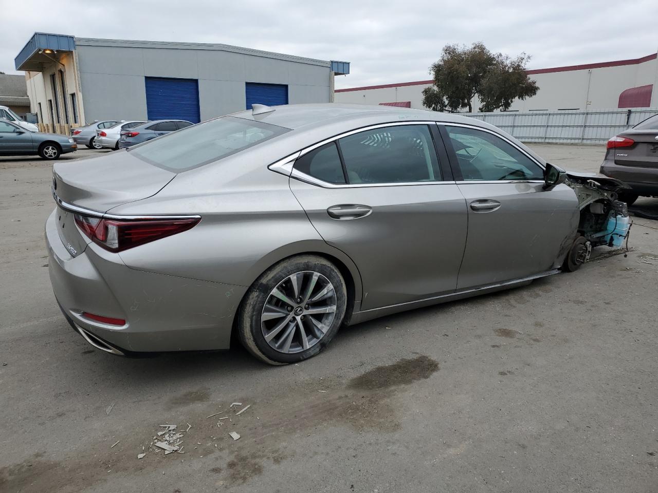 2020 Lexus ES VIN 58ACZ1B19LU076719 Copart auction photo, front end / top/roof damage thumbnail 3