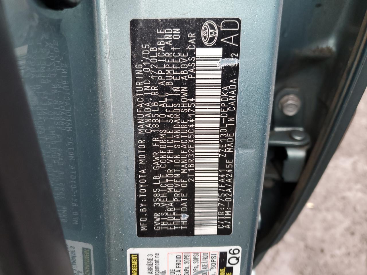 2005 Toyota Corolla VIN 2T1BR32EX5C441754 Copart auction photo, front end / minor dent/scratches damage thumbnail 12