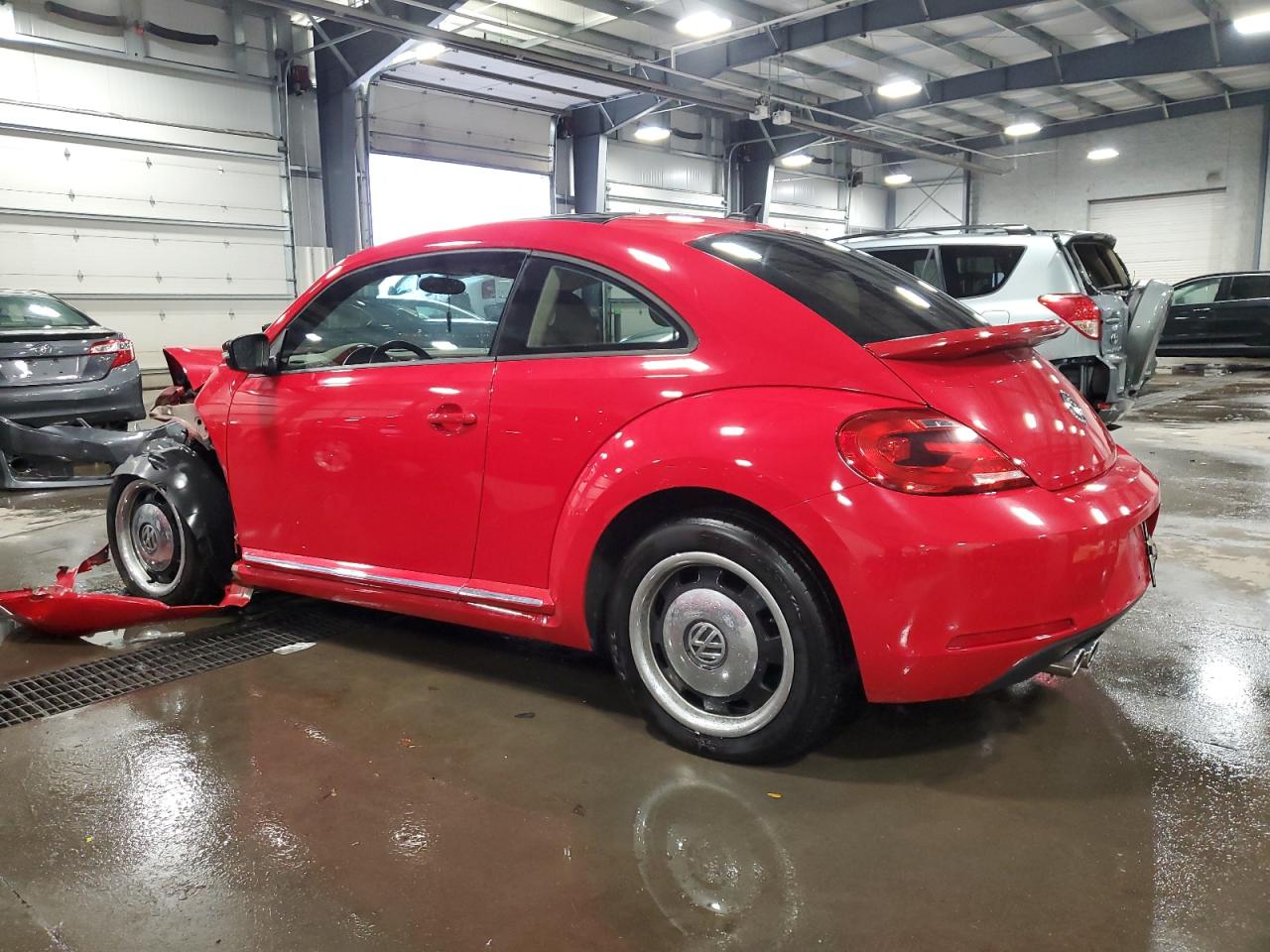 2013 Volkswagen Beetle VIN 3VWJP7AT1DM692139 Copart auction photo, front end / side damage thumbnail 2
