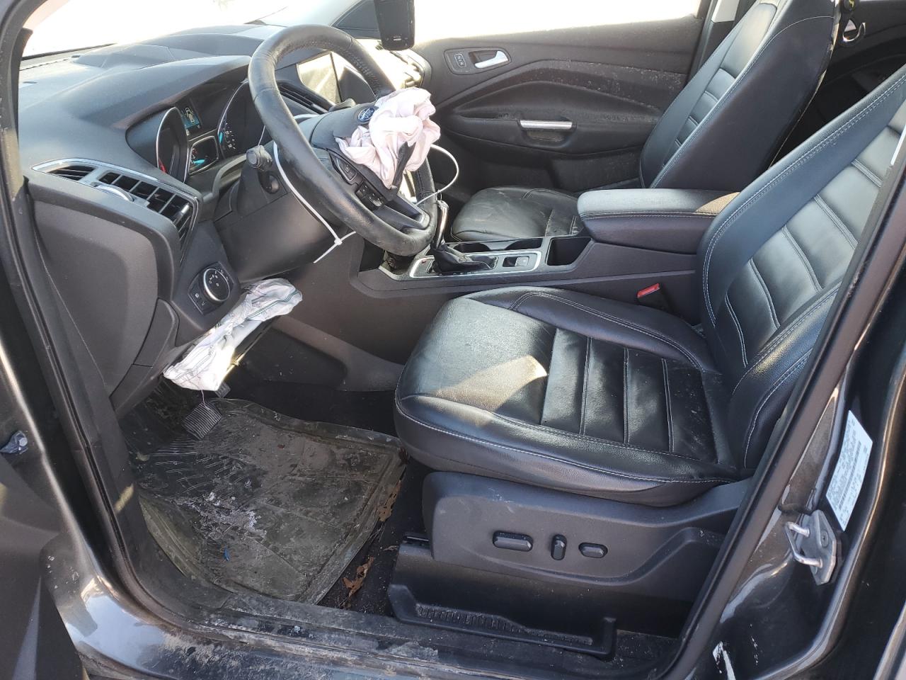 2019 Ford Escape VIN 1FMCU9J99KUA43035 Copart auction photo, front end / side damage thumbnail 7