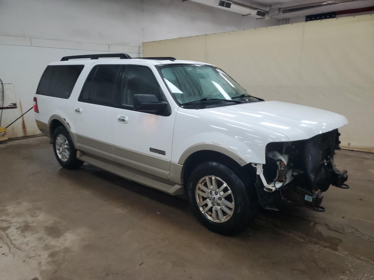 2007 Ford Expedition VIN 1FMFK18567LA84940 Copart auction photo, front end damage thumbnail 4