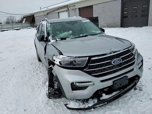 2021 Ford Explorer VIN 1FMSK8DH5MGA13403 Copart auction photo, front end / side damage thumbnail 11
