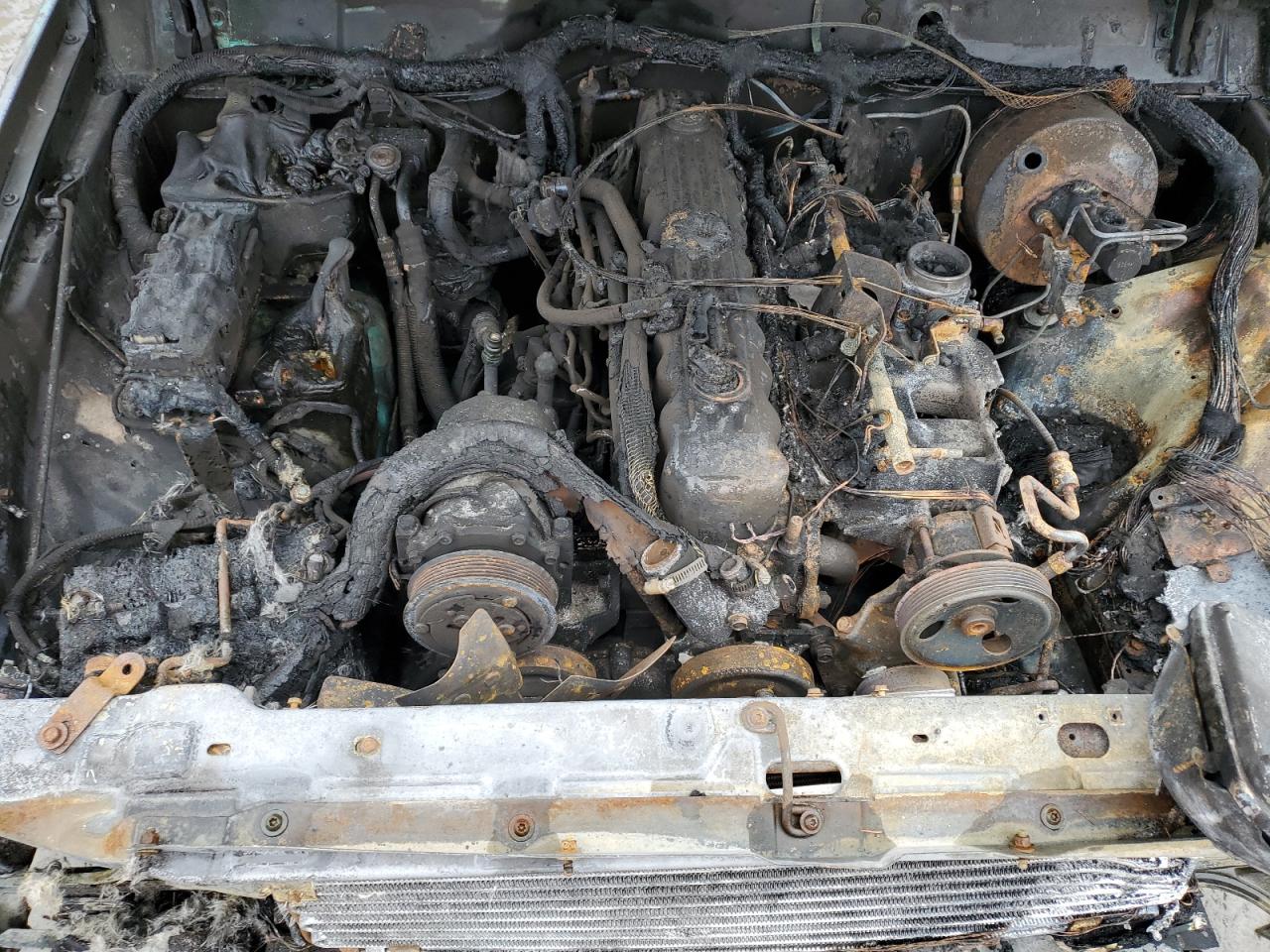 1996 Jeep Grand Cherokee VIN 1J4FJ28S9TL234675 Copart auction photo, burn damage thumbnail 11