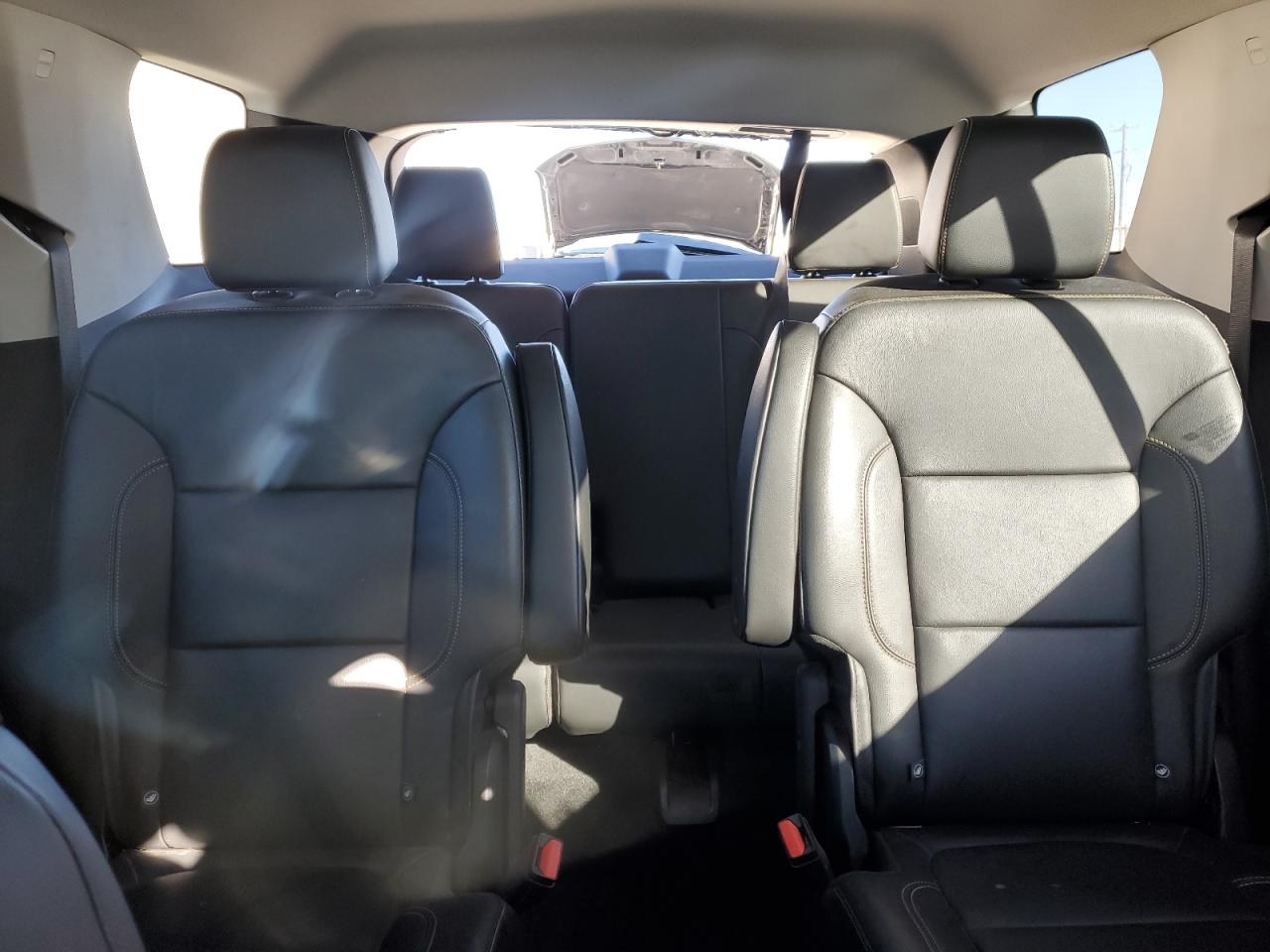 2019 Chevrolet Traverse VIN 1GNERHKW0KJ224448 Copart auction photo, front end / top/roof damage thumbnail 10