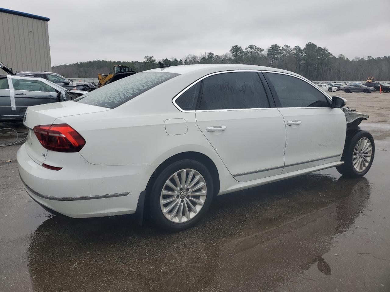 2017 Volkswagen Passat VIN 1VWBT7A36HC009035 Copart auction photo, front end damage thumbnail 3
