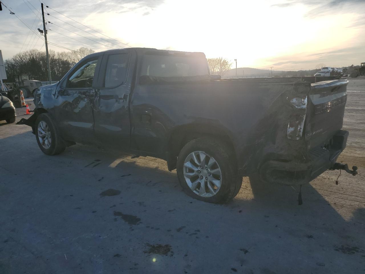 2020 Chevrolet Silverado VIN 1GCRWBEH7LZ336938 Copart auction photo, rollover damage thumbnail 2