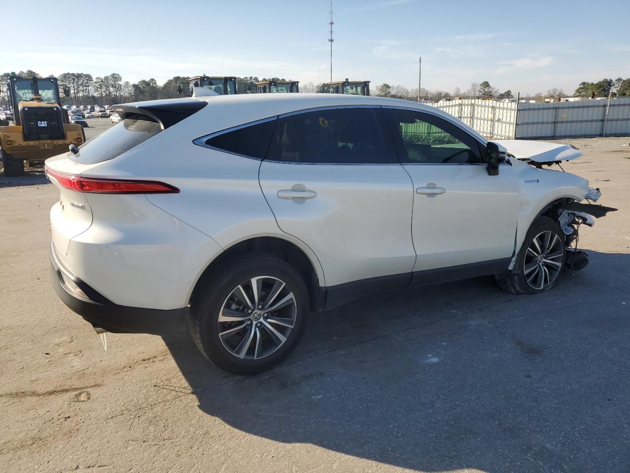 2021 Toyota Venza VIN JTEAAAAH0MJ070332 Copart auction photo, front end damage thumbnail 3