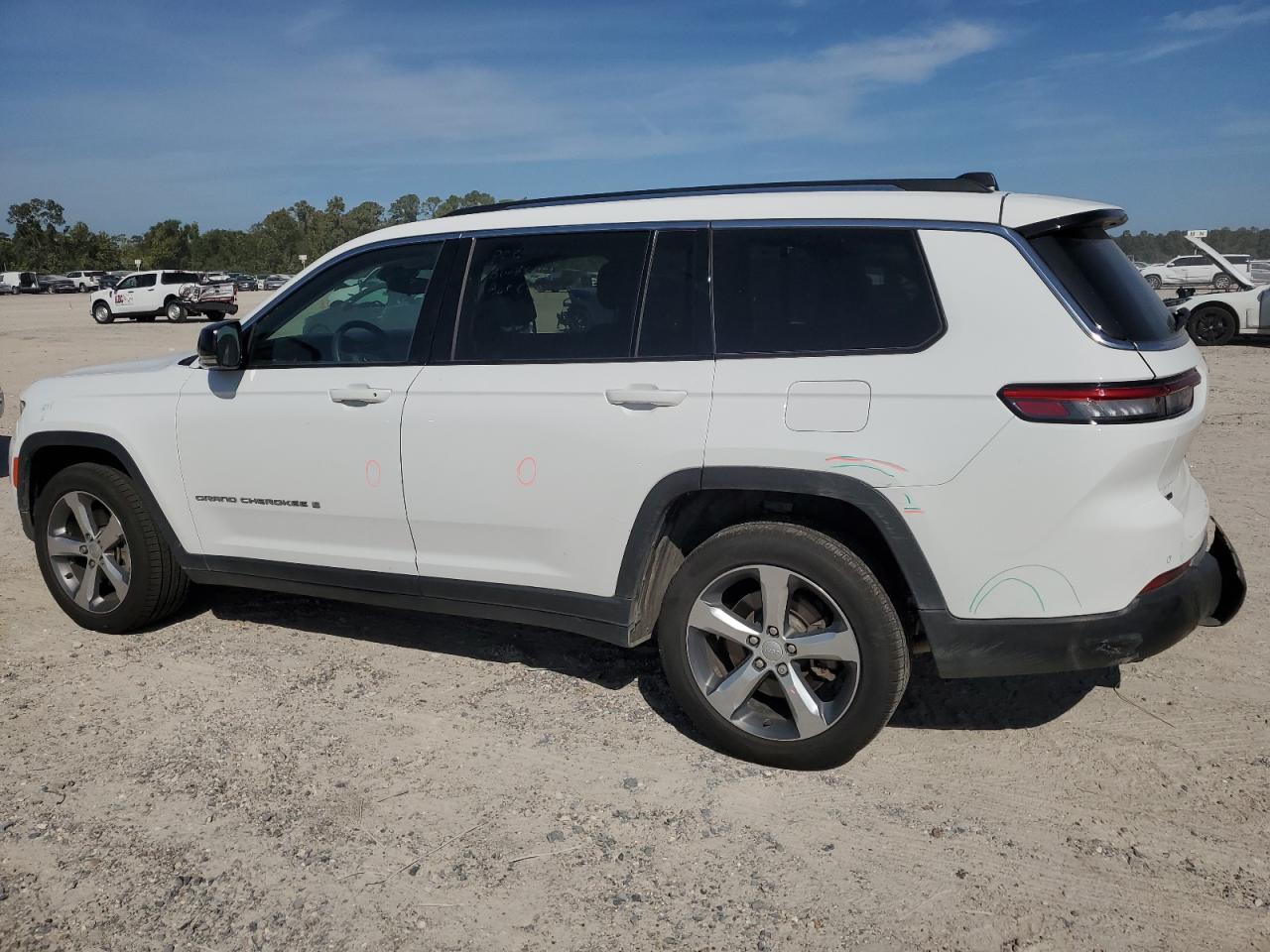 2021 Jeep Grand Cherokee VIN 1C4RJJBG6MH207617 Copart auction photo, rear end / minor dent/scratches damage thumbnail 2