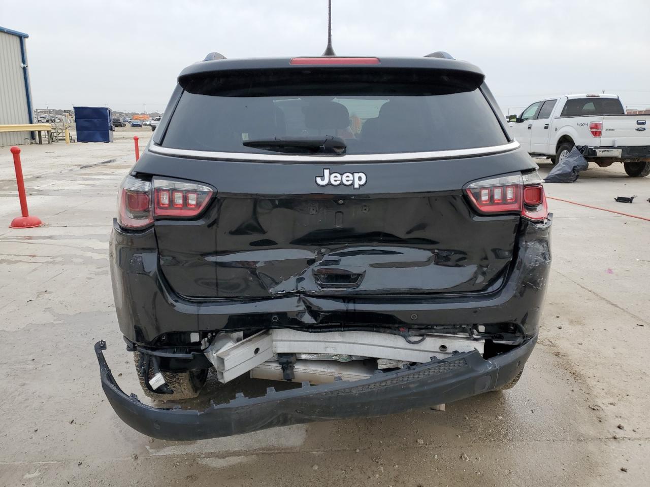 2017 Jeep Compass VIN 3C4NJCBB7HT629384 Copart auction photo, rear end / side damage thumbnail 6