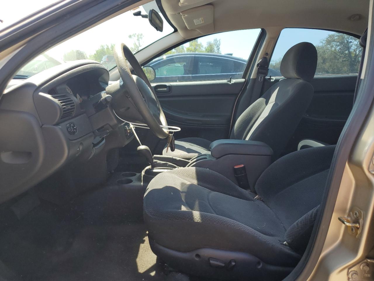 2004 Dodge Stratus VIN 1B3EL36R54N325810 Copart auction photo, front end / side damage thumbnail 7