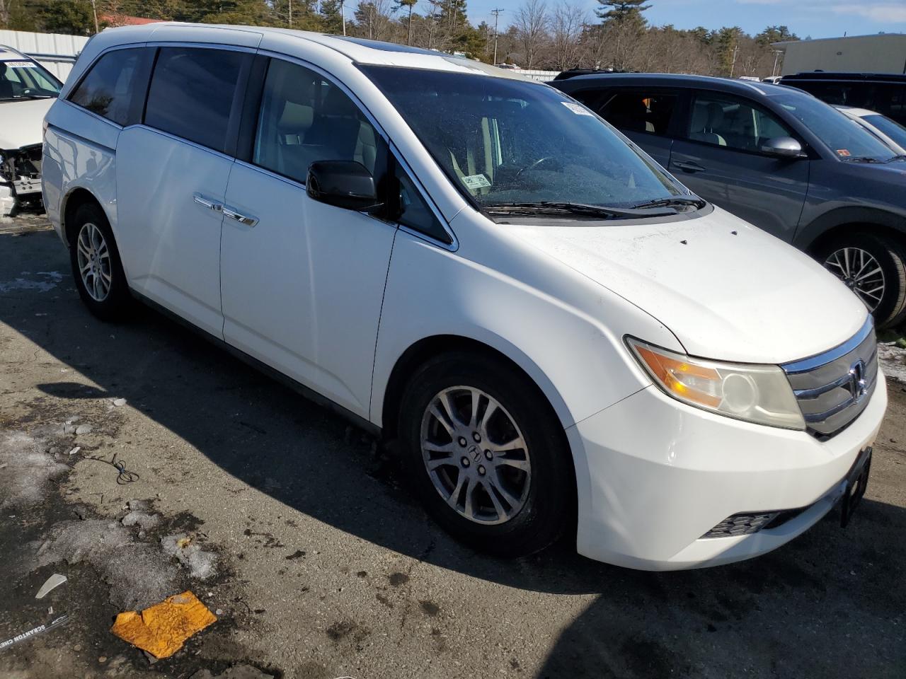 2012 Honda Odyssey VIN 5FNRL5H65CB083712 Copart auction photo, side / front end damage thumbnail 4