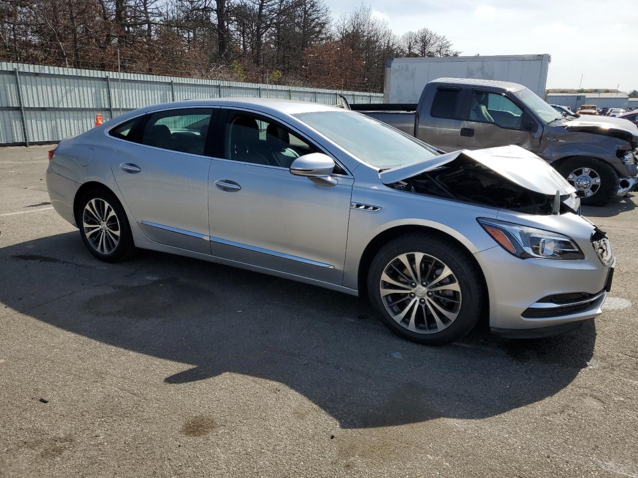 2017 Buick LaCrosse VIN 1G4ZP5SS6HU130900 Copart auction photo, front end / minor dent/scratches damage thumbnail 4