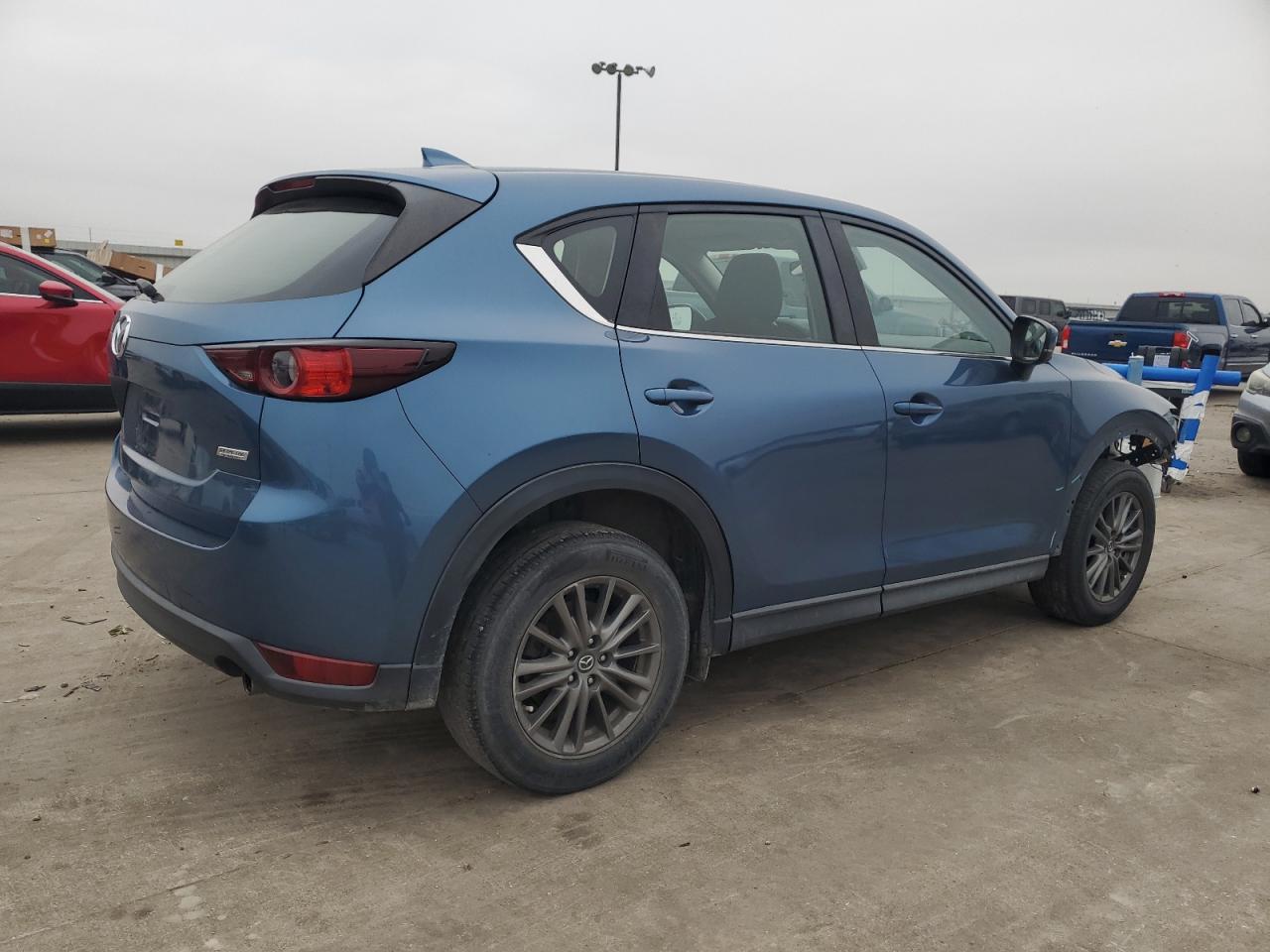 2017 Mazda CX-5 VIN JM3KFBBL9H0216619 Copart auction photo, front end damage thumbnail 3
