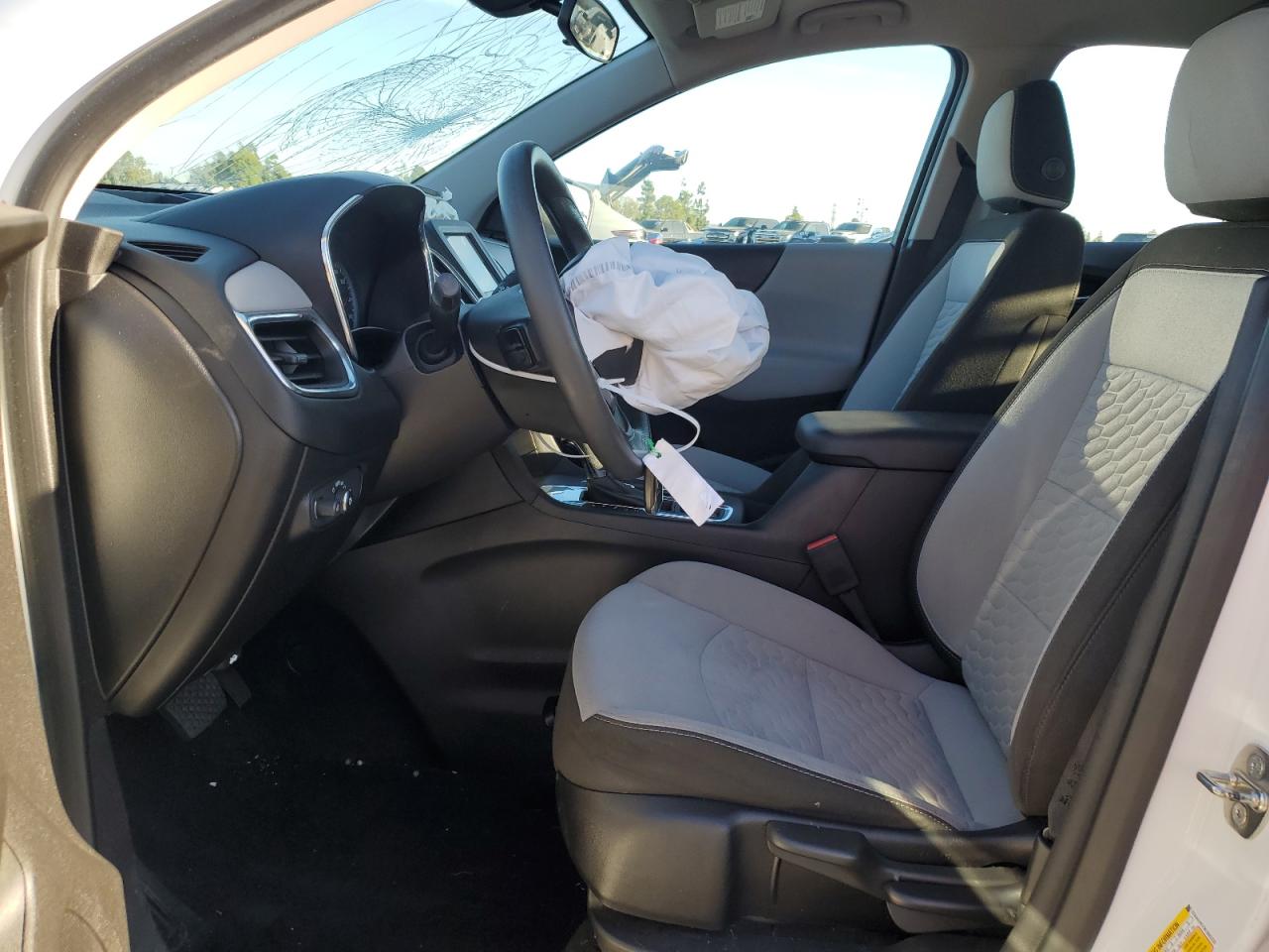2019 Chevrolet Equinox VIN 3GNAXHEV3KS563226 Copart auction photo, front end damage thumbnail 7