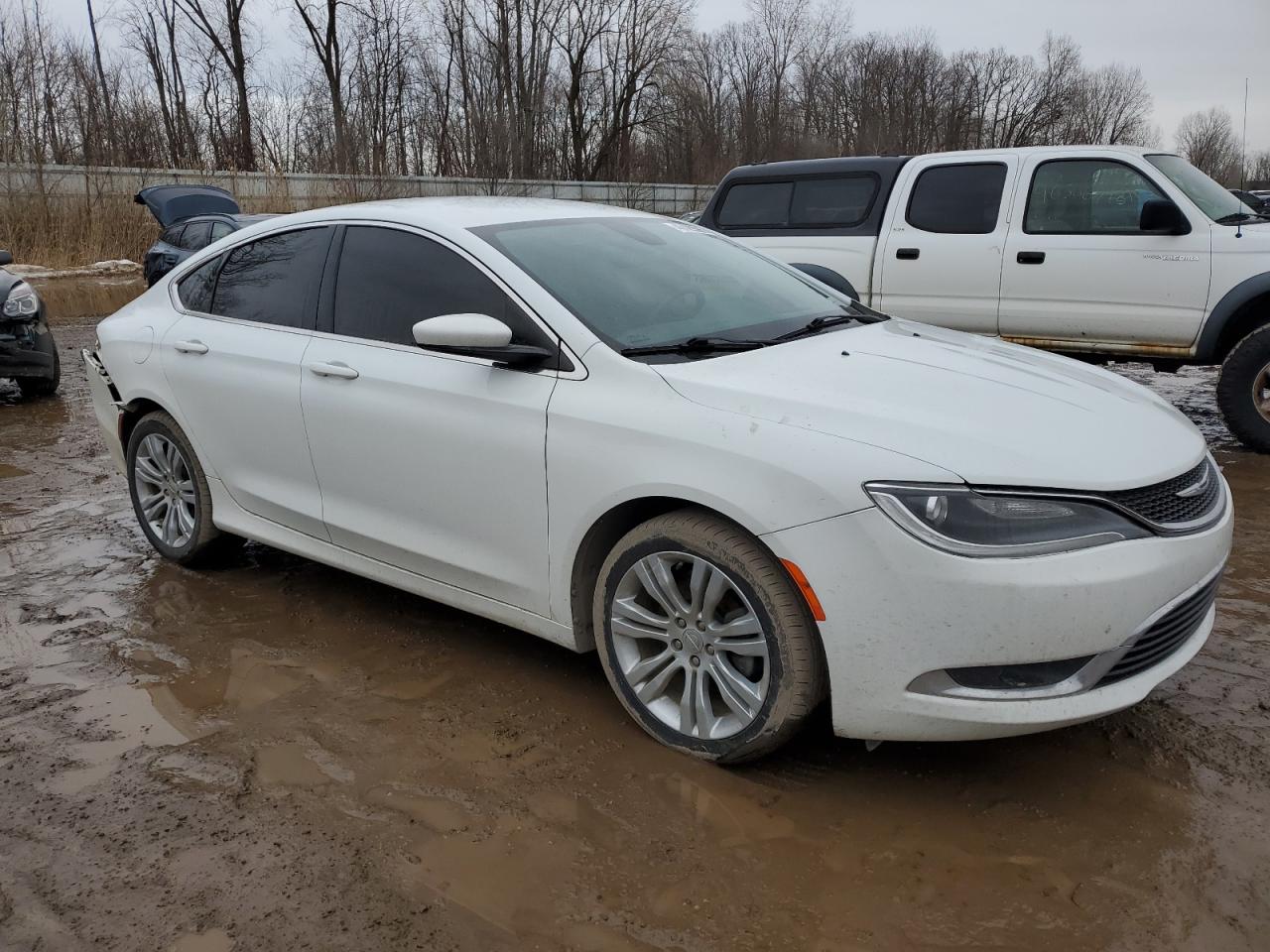 2016 Chrysler 200 VIN 1C3CCCAB9GN142970 Copart auction photo, rear end / minor dent/scratches damage thumbnail 4