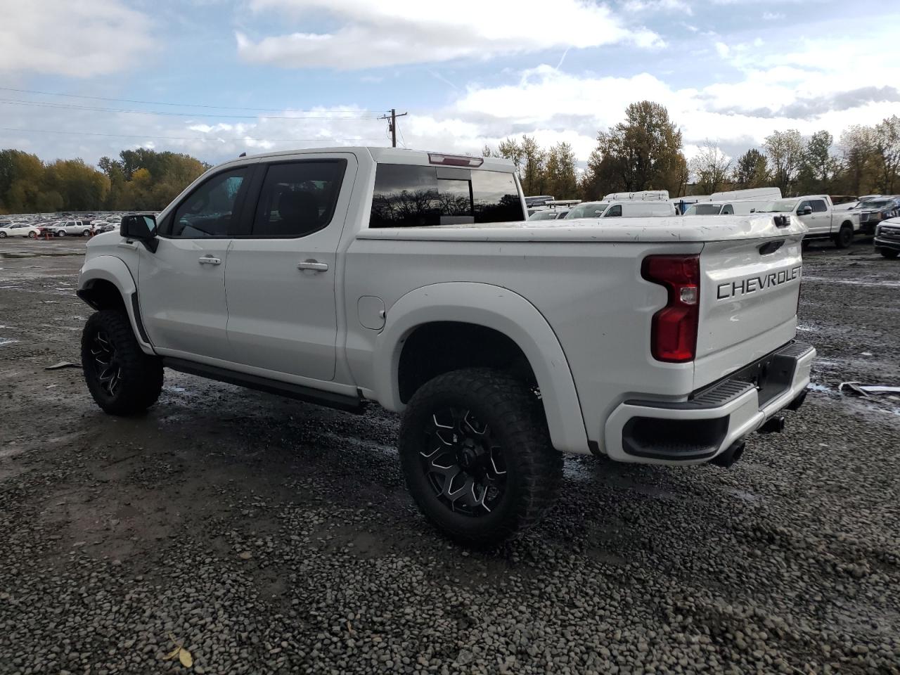2020 Chevrolet Silverado VIN 1GCUYEED7LZ131462 Copart auction photo, front end damage thumbnail 2