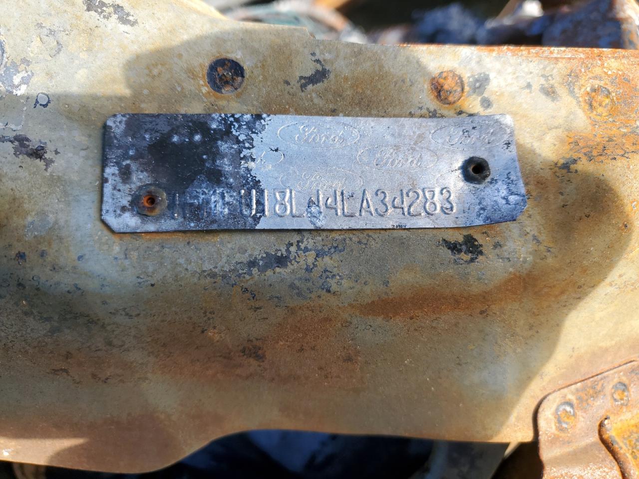 2004 Ford Expedition VIN 1FMFU18L44LA34283 Copart auction photo, burn damage thumbnail 13