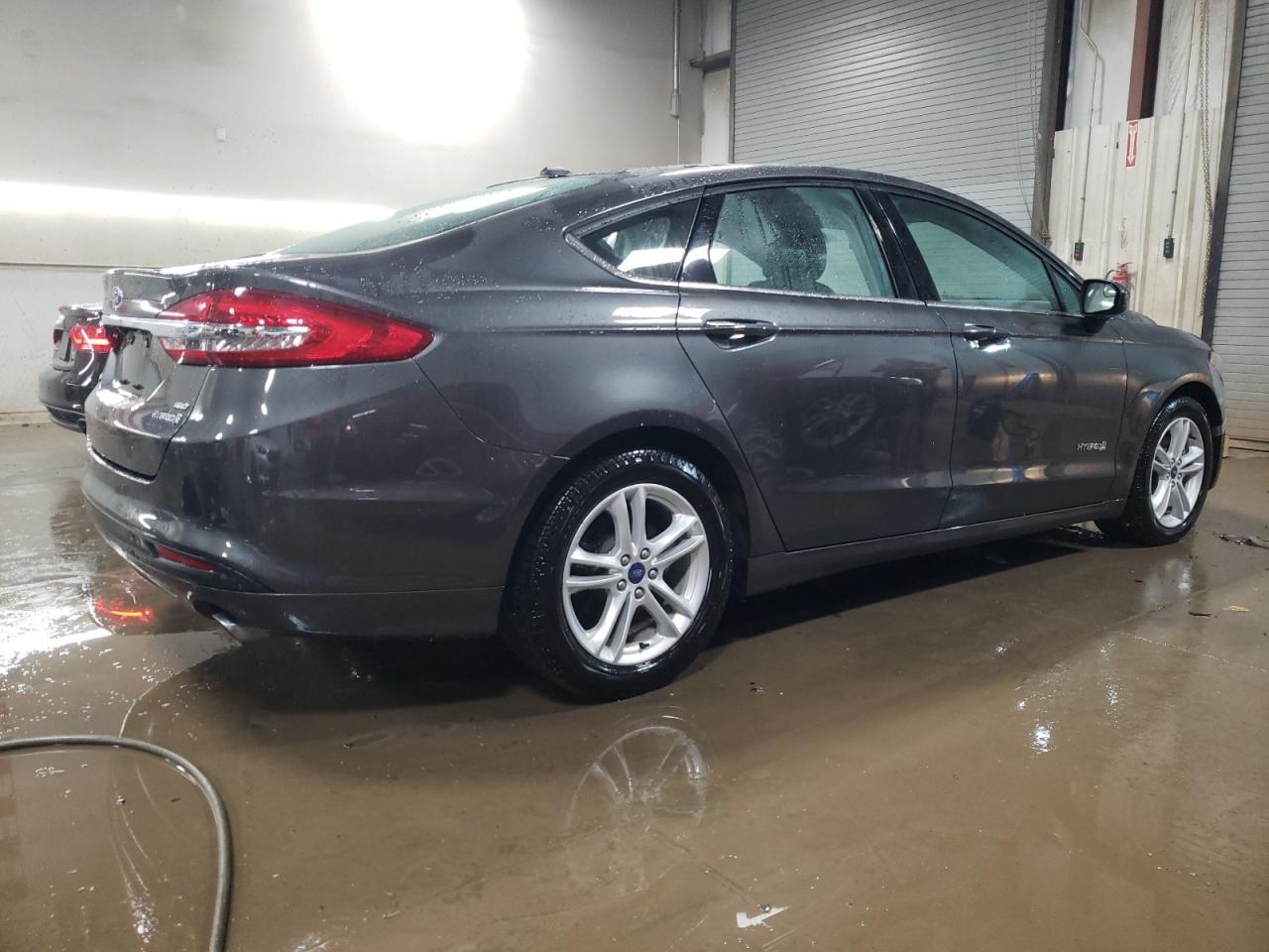 2018 Ford Fusion VIN 3FA6P0LU1JR126833 Copart auction photo, front end damage thumbnail 3