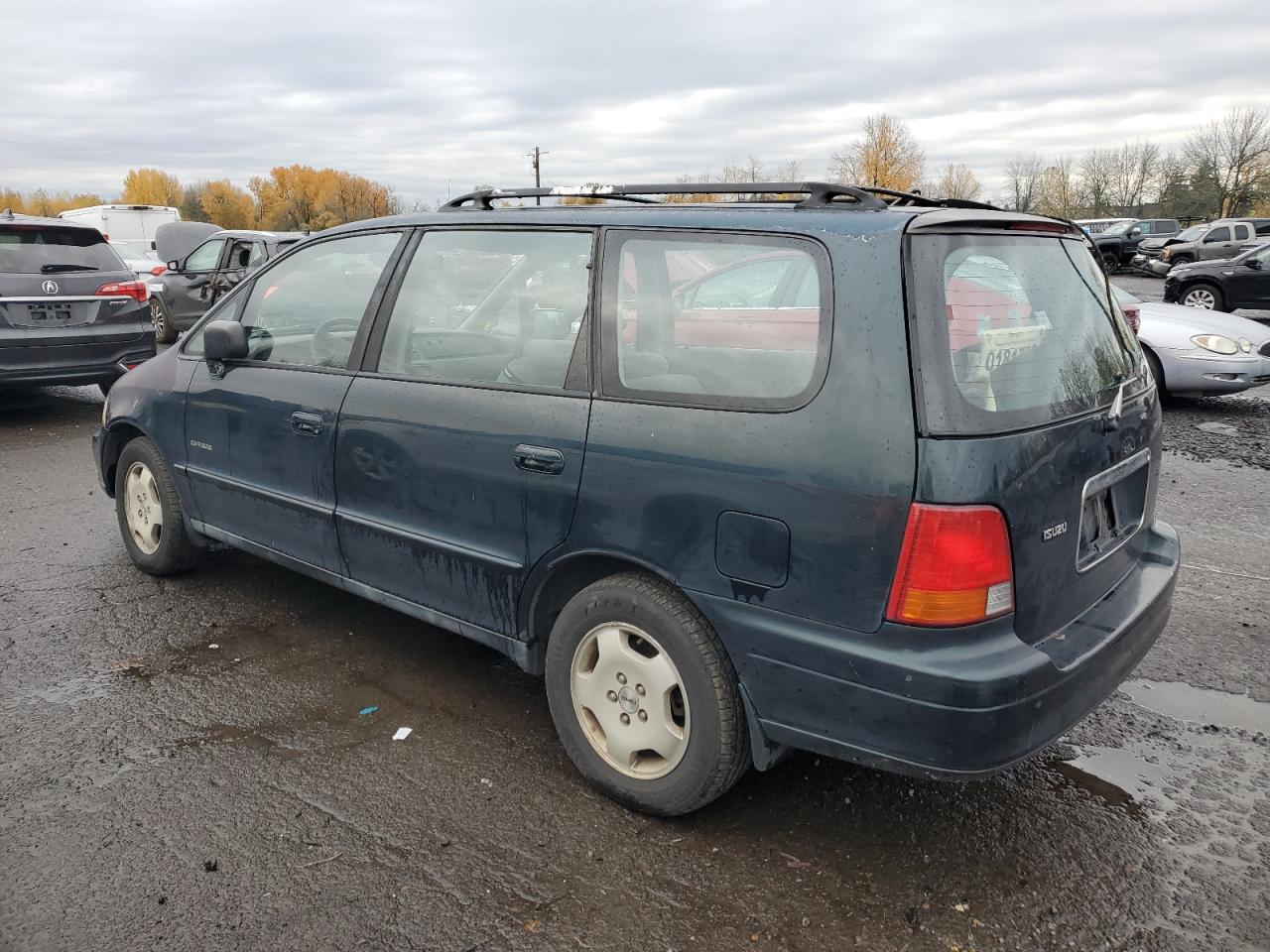 1996 Isuzu Oasis VIN JR2RJ1878TC001809 Copart auction photo, biohazard/chemical damage thumbnail 2