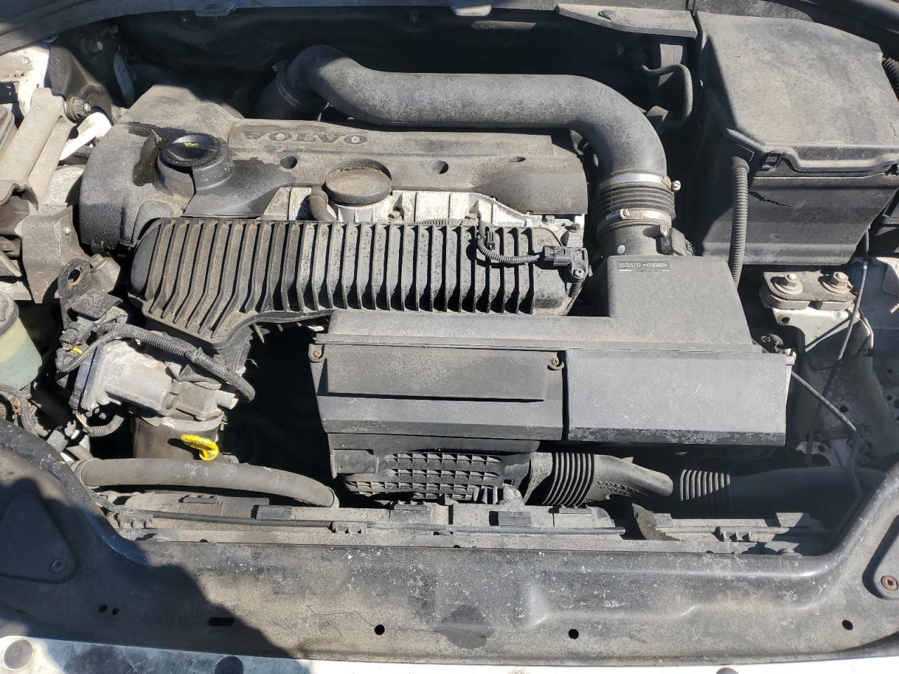2015 Volvo XC60 VIN YV4612RK8F2738033 Copart auction photo, front end damage thumbnail 11