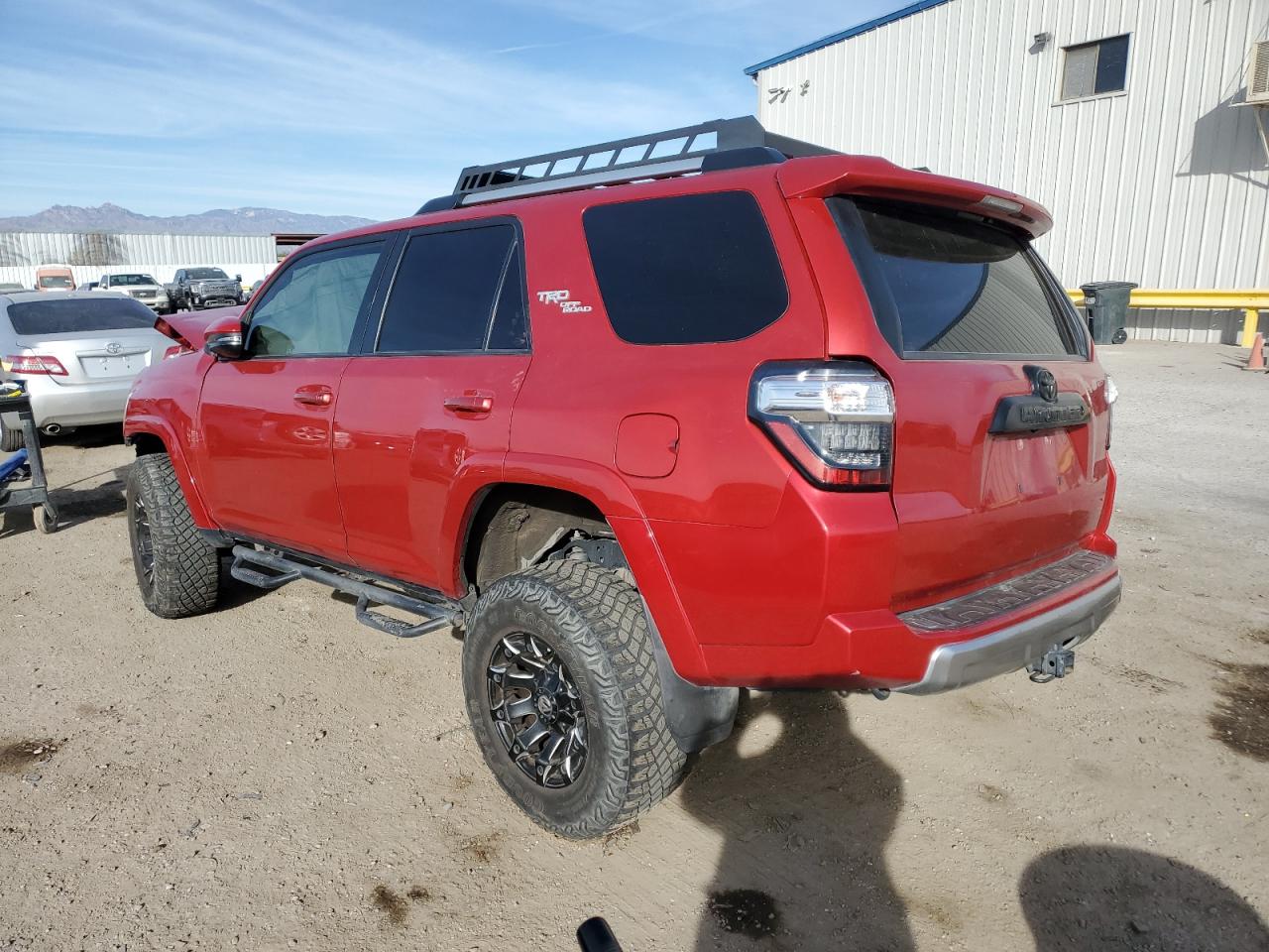 2017 Toyota 4Runner VIN JTEBU5JR6H5473452 Copart auction photo, front end / frame damage damage thumbnail 2