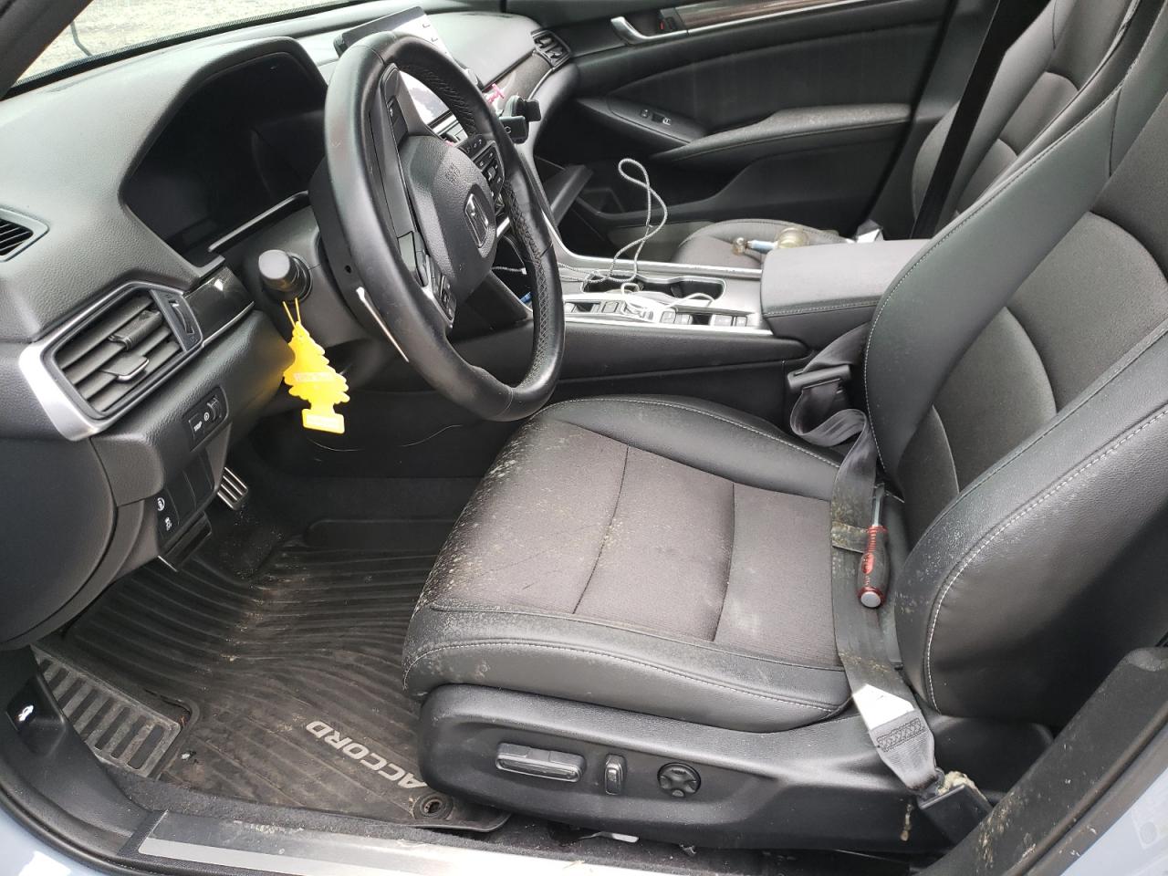 2022 Honda Accord VIN 1HGCV3F27NA037509 Copart auction photo, vandalism / side damage thumbnail 7