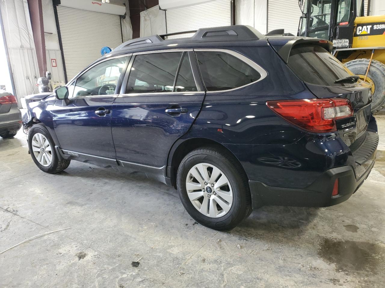 2018 Subaru Outback VIN 4S4BSAHC4J3283974 Copart auction photo, front end damage thumbnail 2