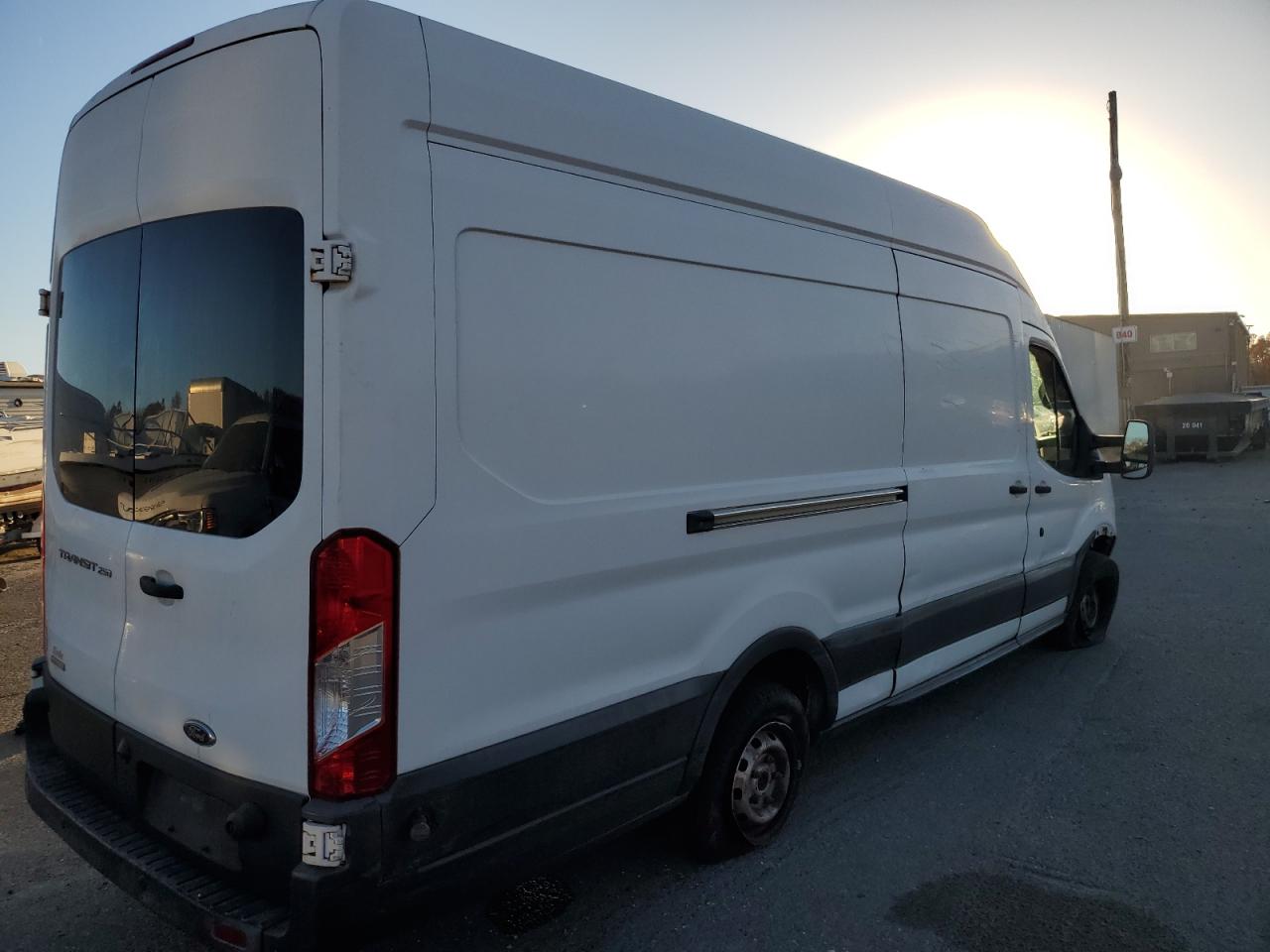 2016 Ford Transit VIN 1FTYR3XG7GKA35565 Copart auction photo, side damage thumbnail 3
